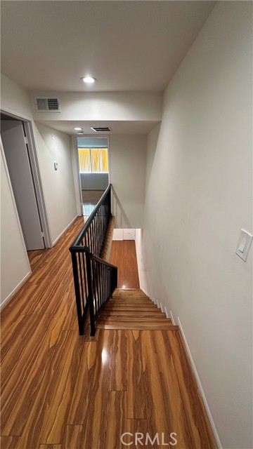 MLS #SR25263574 image #9