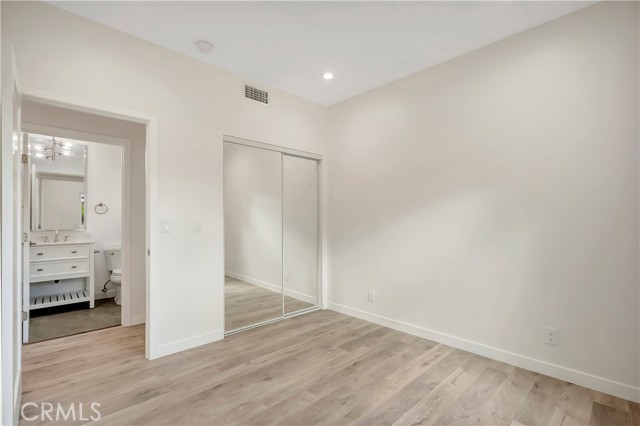 MLS #SR25263592 image #13