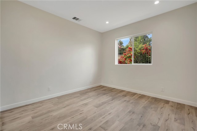 MLS #SR25263592 image #21