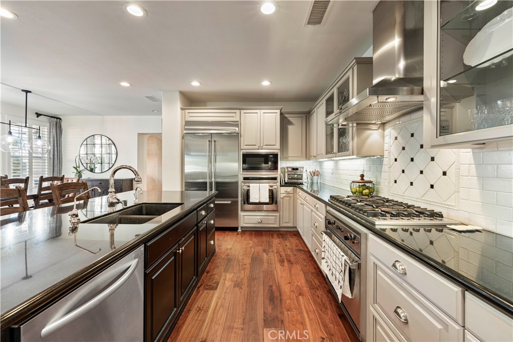 MLS #SR25263661 image #15