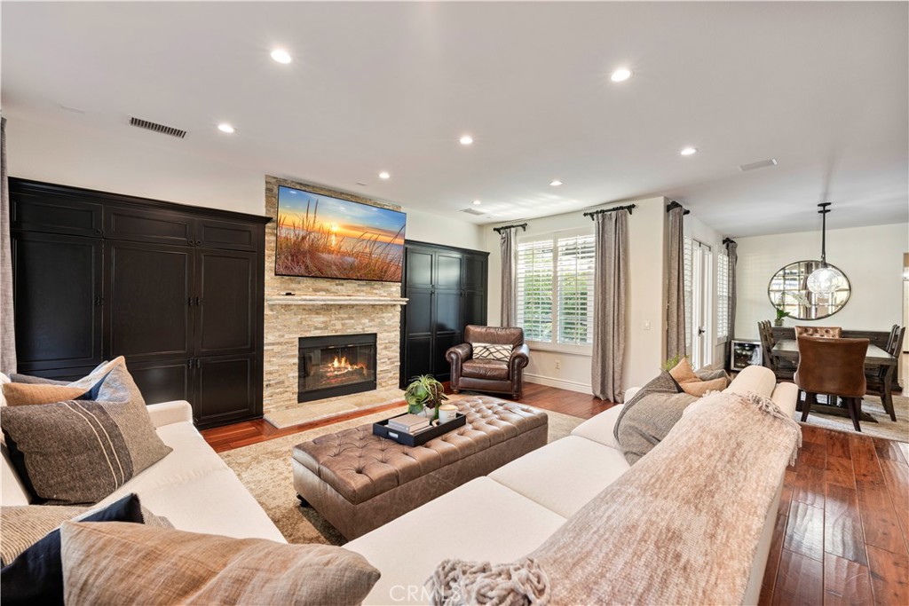 MLS #SR25263661 image #18