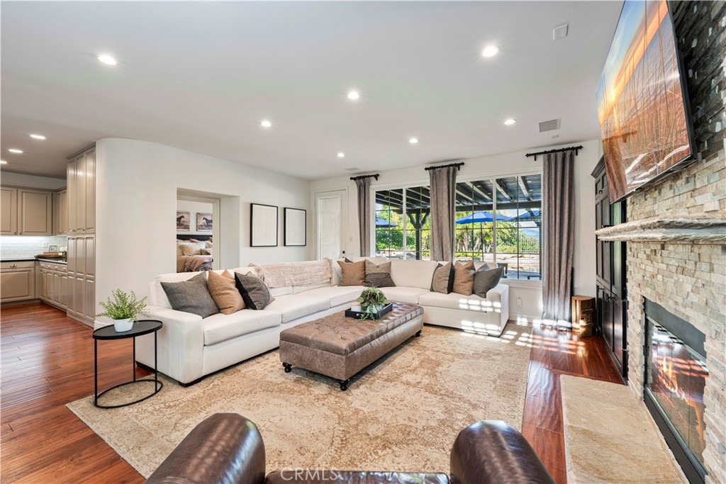 MLS #SR25263661 image #19