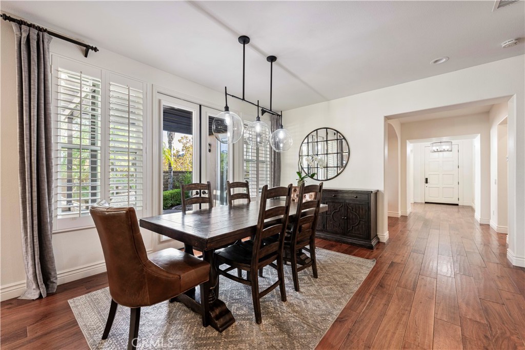 MLS #SR25263661 image #7