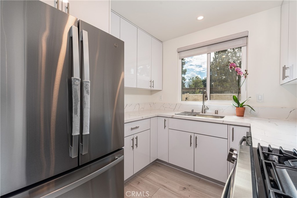 MLS #SR25263698 image #8