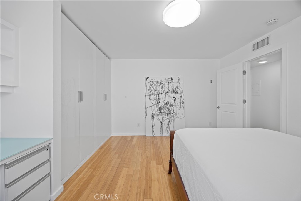 MLS #SR25263704 image #11