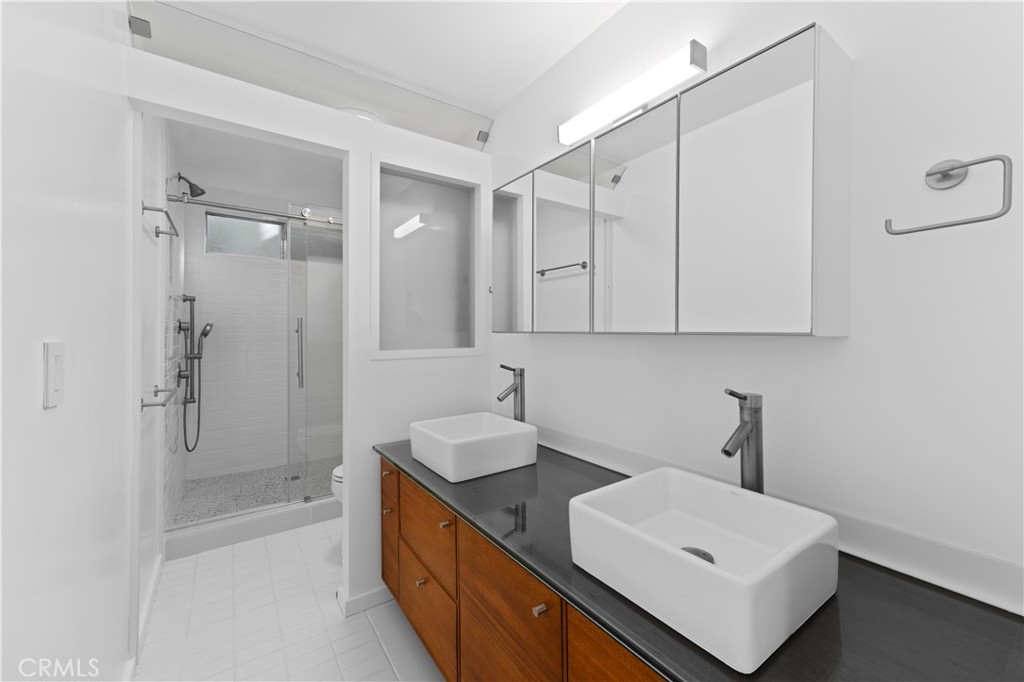 MLS #SR25263704 image #13