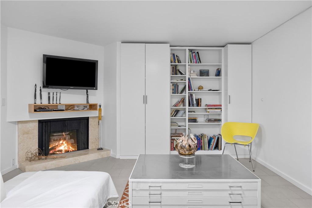 MLS #SR25263704 image #6