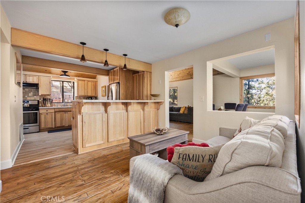 MLS #SR25263728 image #5