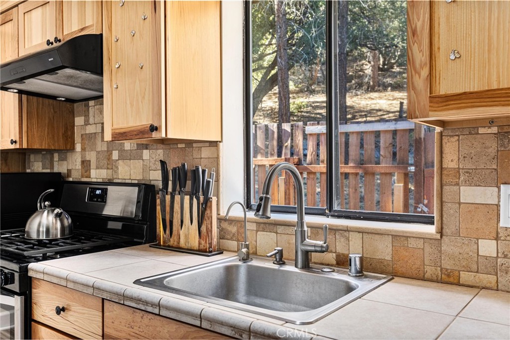 MLS #SR25263728 image #7