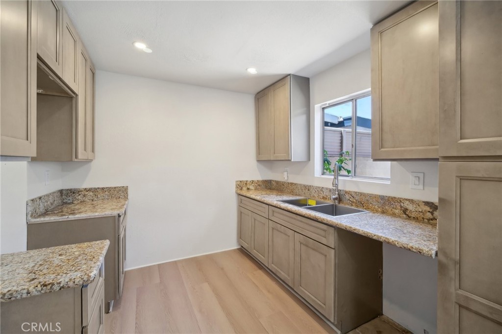 MLS #SR25263742 image #11