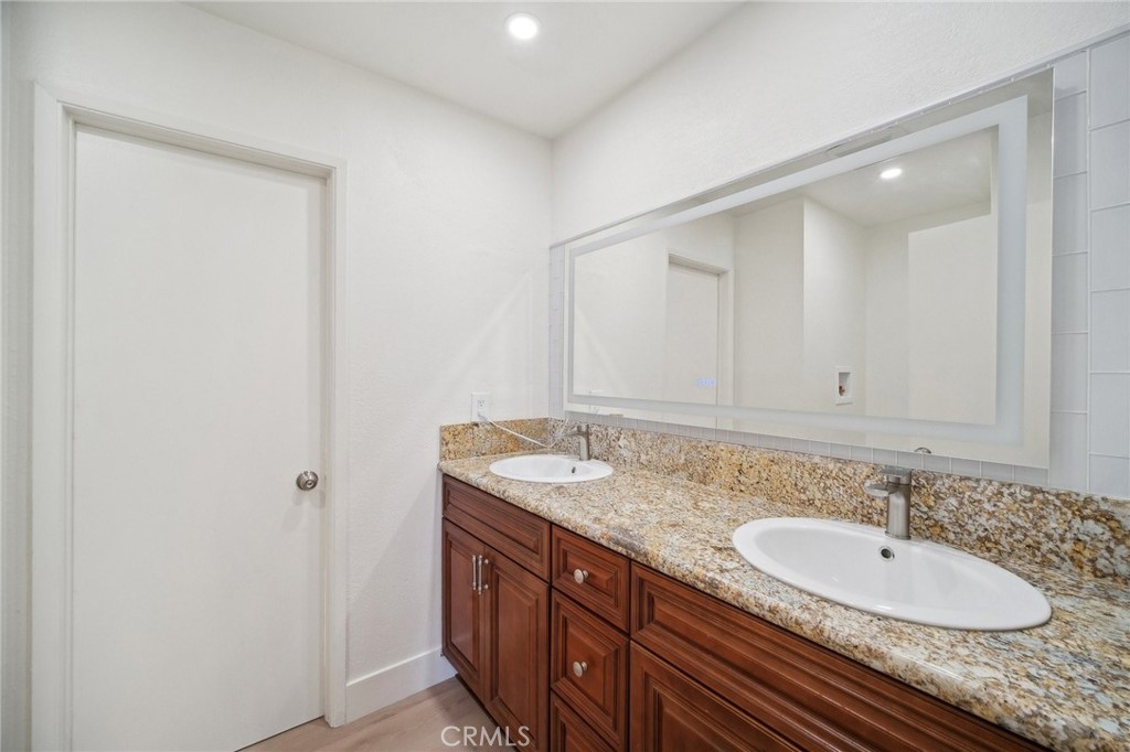 MLS #SR25263742 image #18