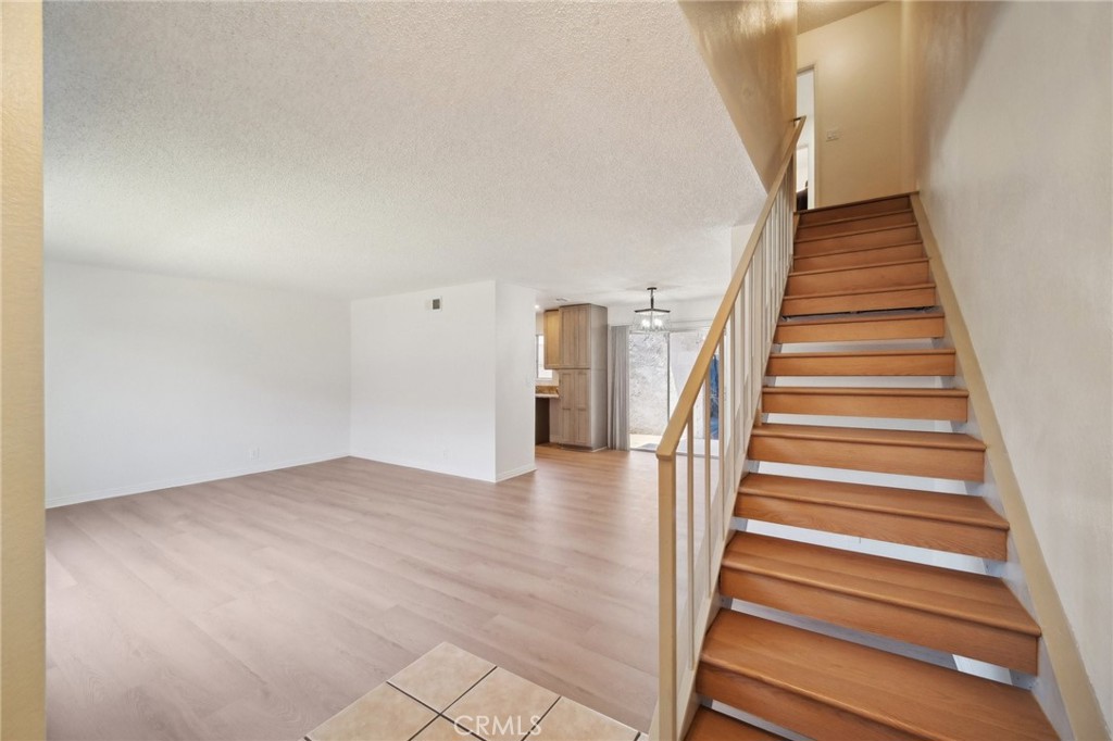 MLS #SR25263742 image #4