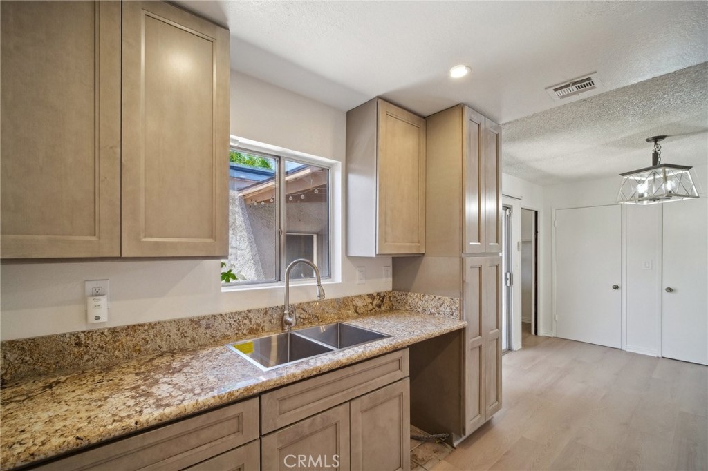 MLS #SR25263742 image #9