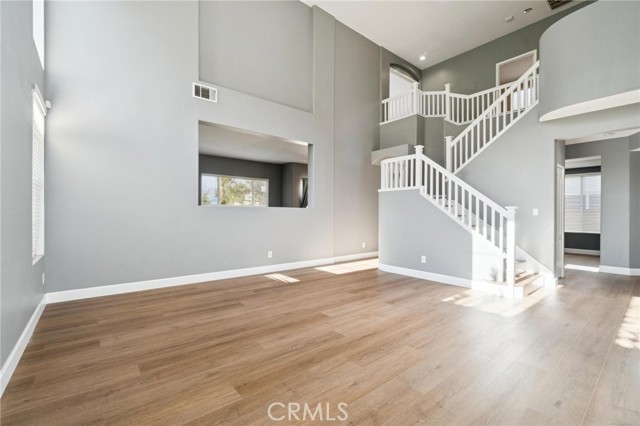 MLS #SR25263743 image #3