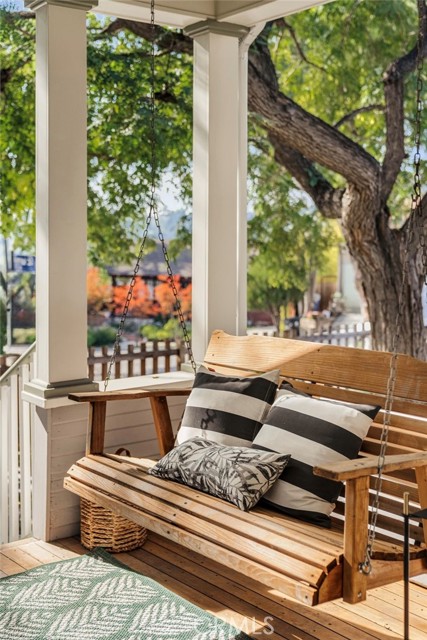 MLS #SR25263744 image #1