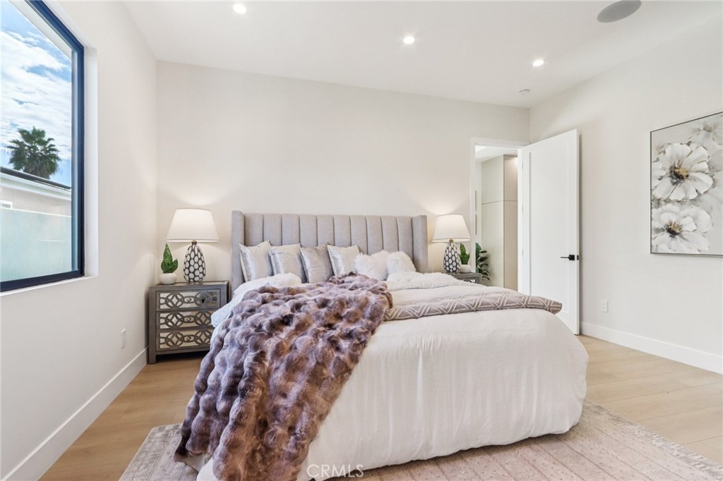 MLS #SR25263745 image #12