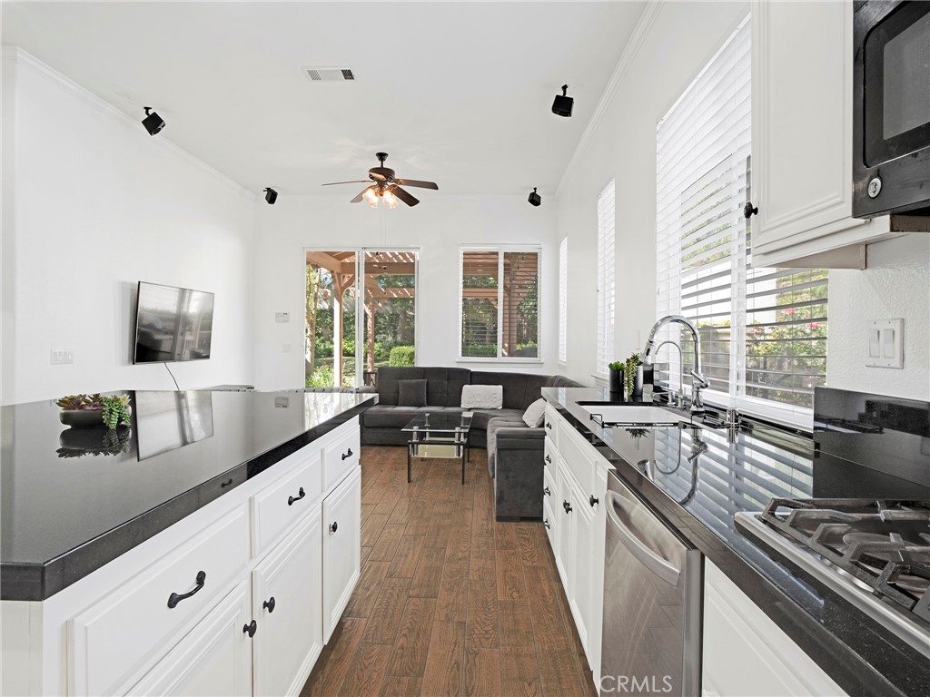 MLS #SR25263746 image #14