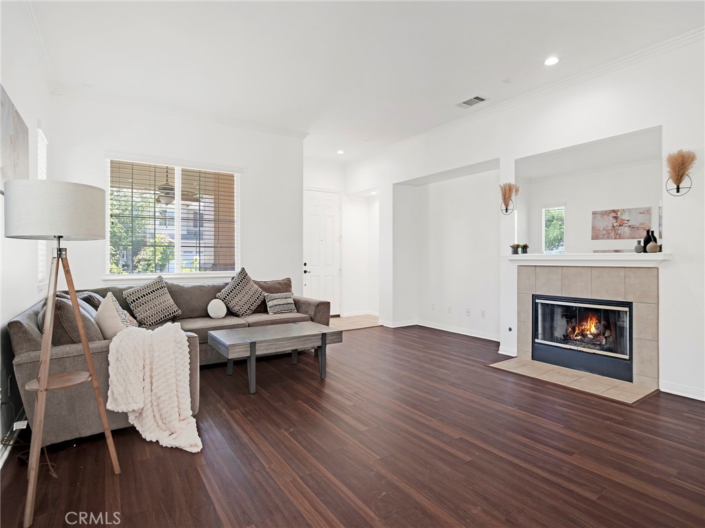 MLS #SR25263746 image #7