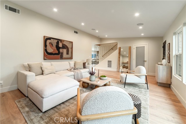 MLS #SR25263747 image #3