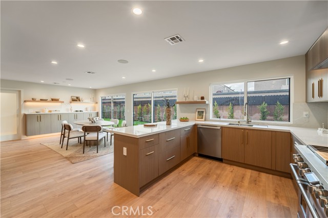 MLS #SR25263747 image #9