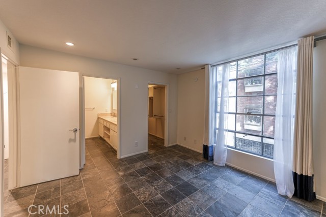 MLS #SR25263767 image #3