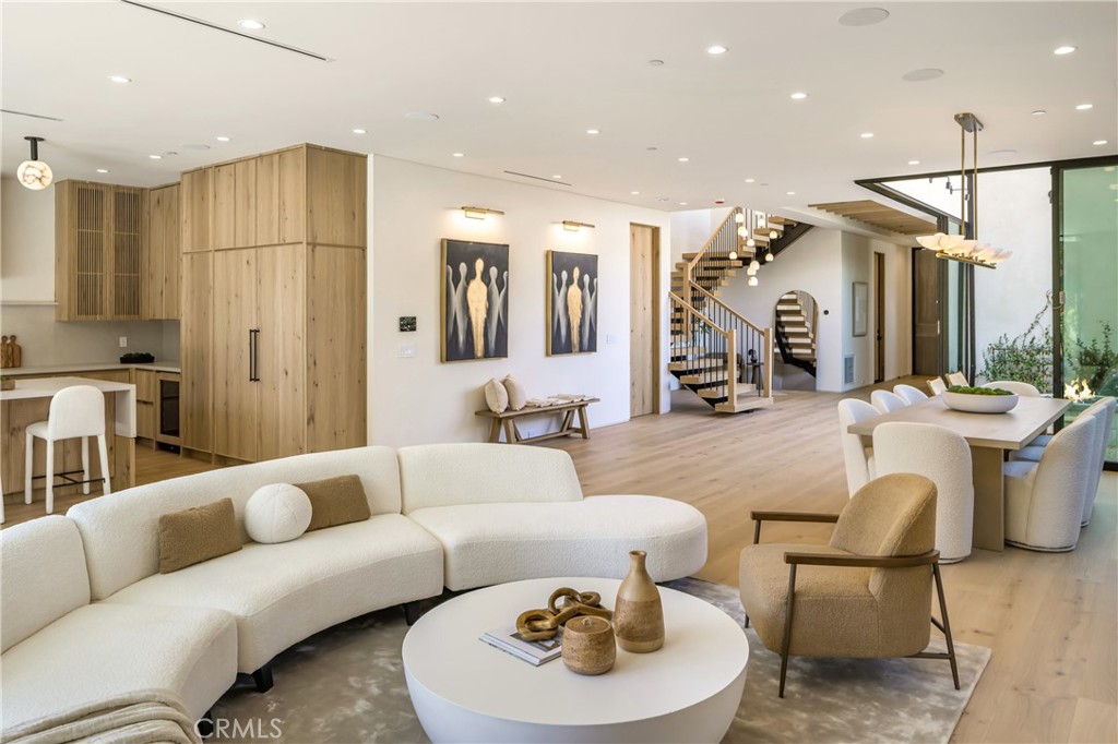 MLS #SR25263784 image #10