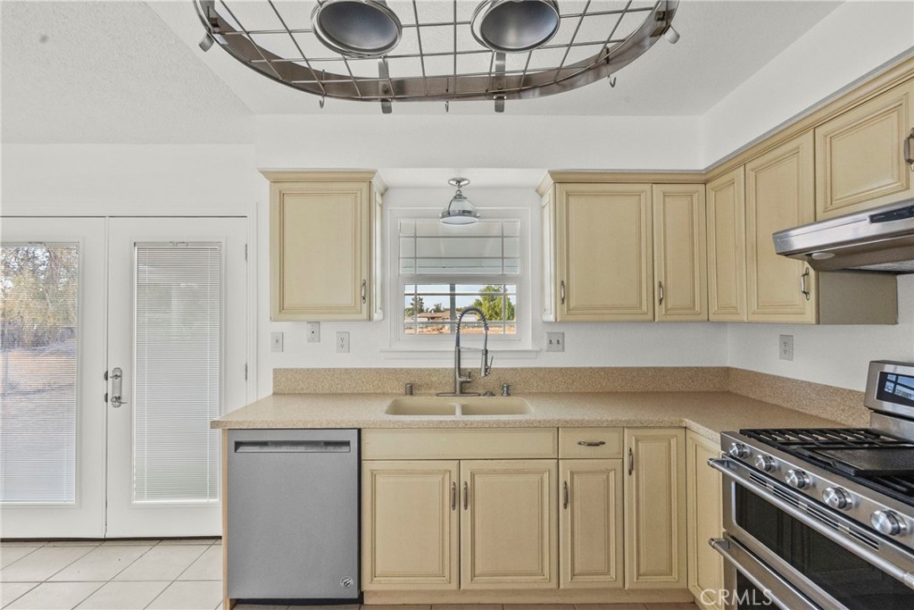 MLS #SR25263796 image #11