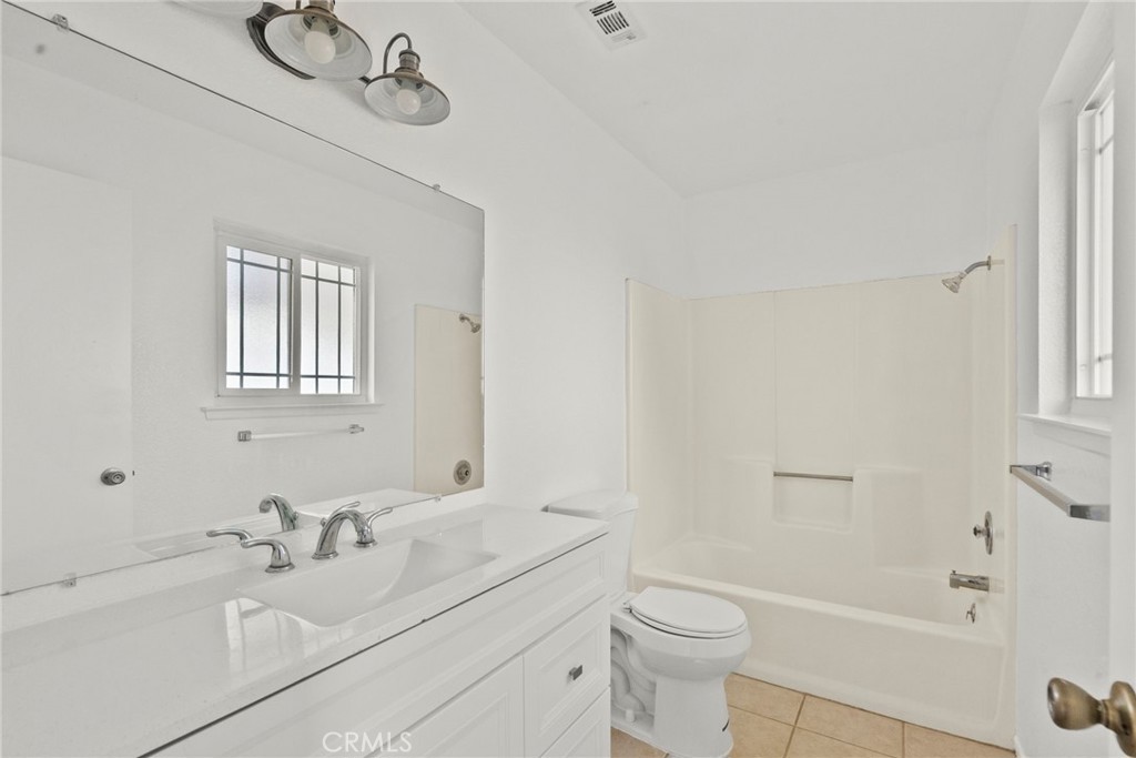 MLS #SR25263796 image #13