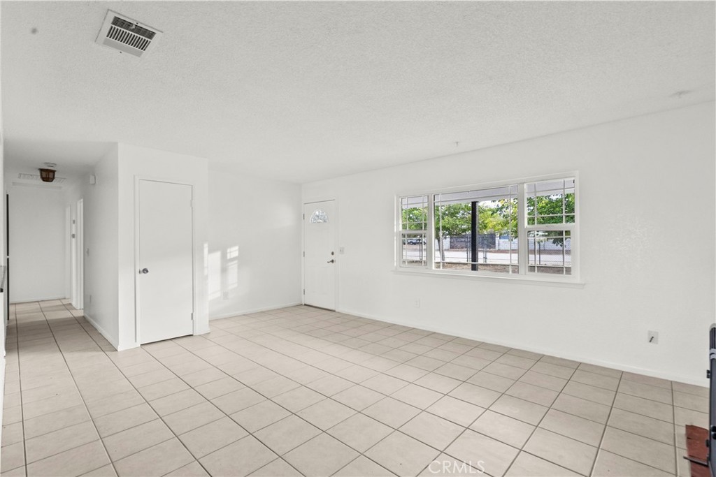 MLS #SR25263796 image #3