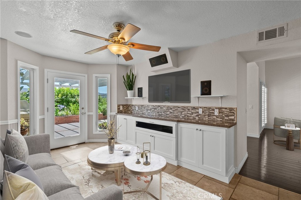 MLS #SR25263824 image #11