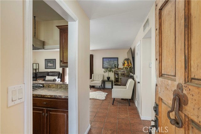 MLS #SR25263852 image #3