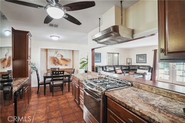 MLS #SR25263852 image #5