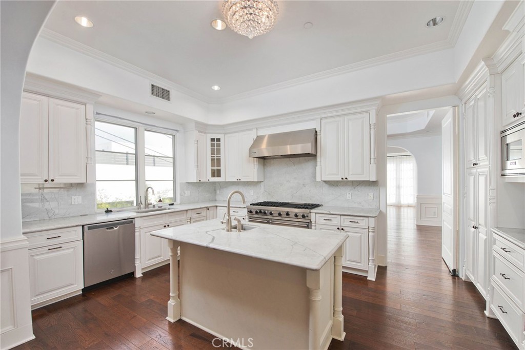 MLS #SR25263898 image #11