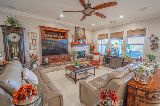 MLS #SR25263944 image #8