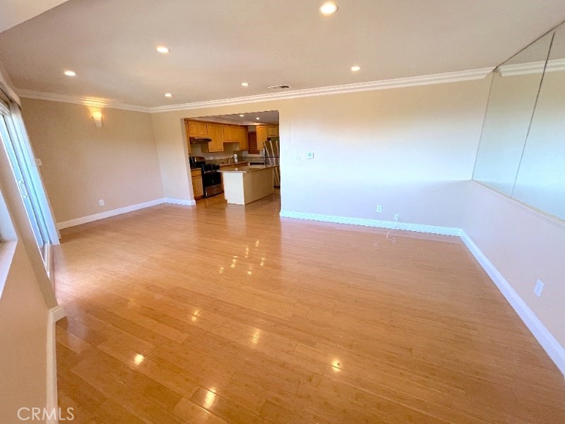 MLS #SR25263971 image #8