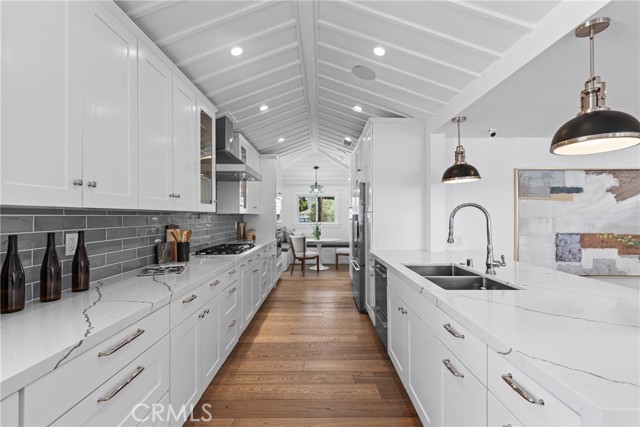 MLS #SR25193321 image #3