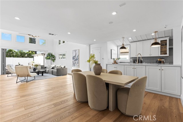 MLS #SR25193321 image #4