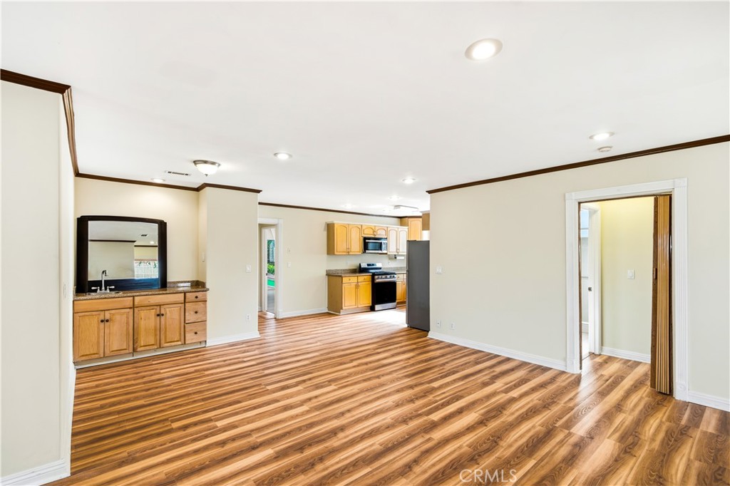 MLS #SR25264019 image #7