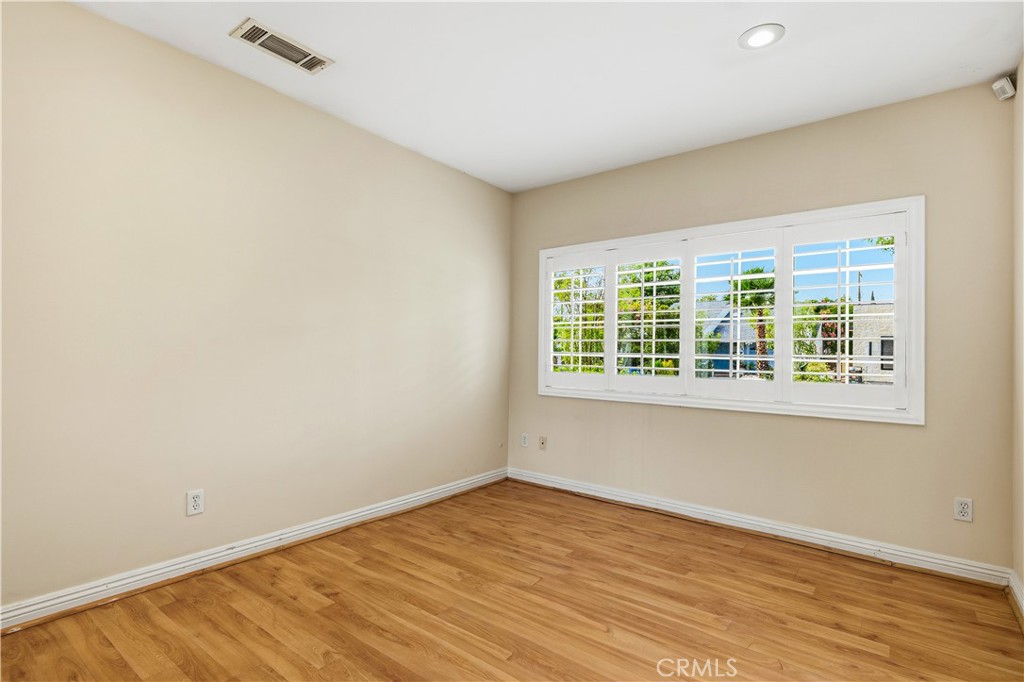 MLS #SR25264019 image #9