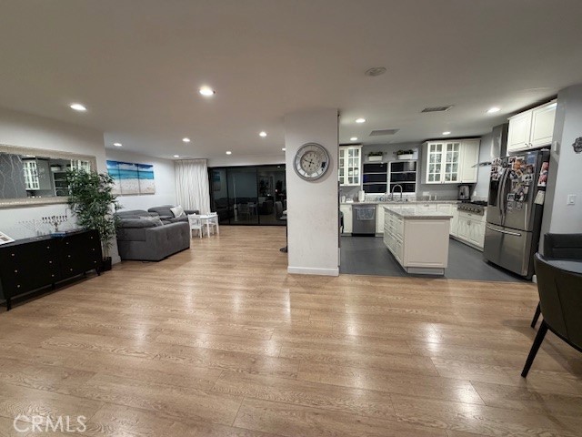 MLS #SR25264020 image #1