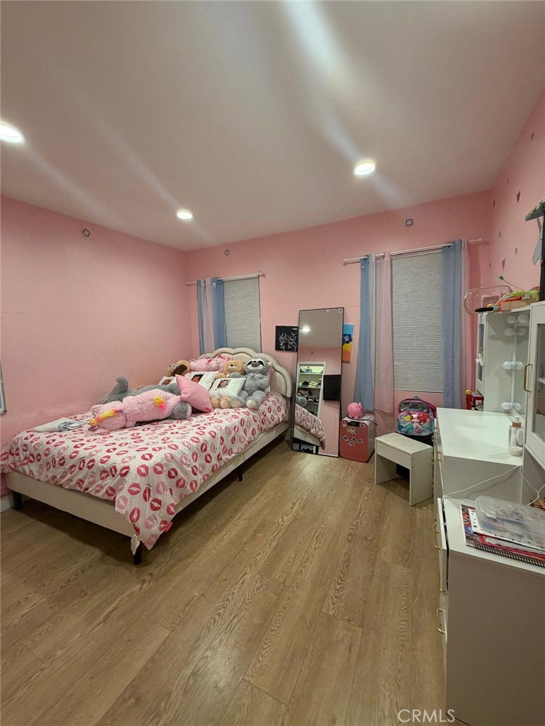 MLS #SR25264020 image #12