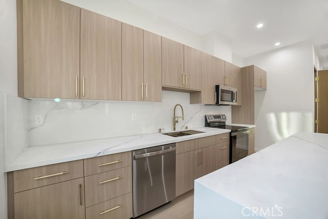 MLS #SR25264027 image #10