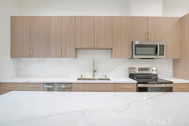 MLS #SR25264027 image #12