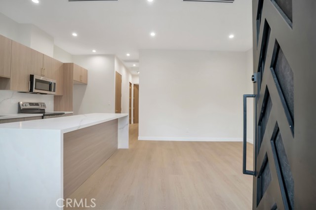 MLS #SR25264027 image #4