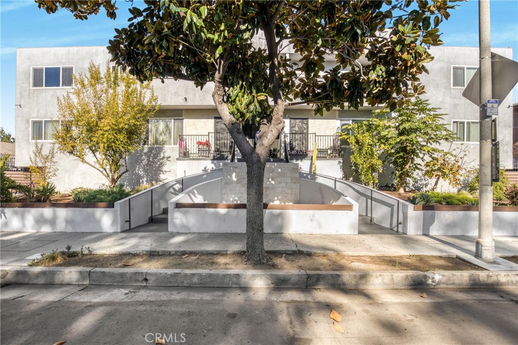 MLS #SR25264032 image #0