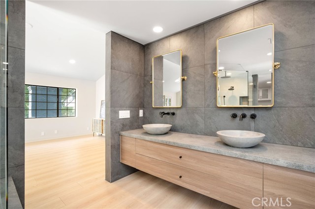 MLS #SR25264038 image #43