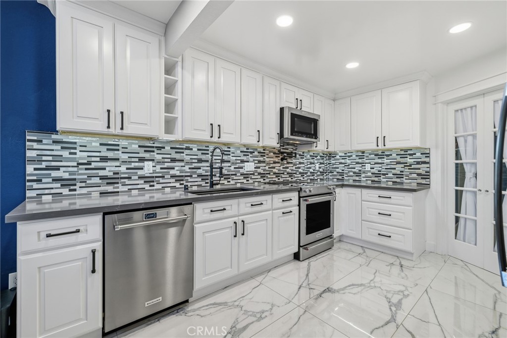 MLS #SR25264049 image #2