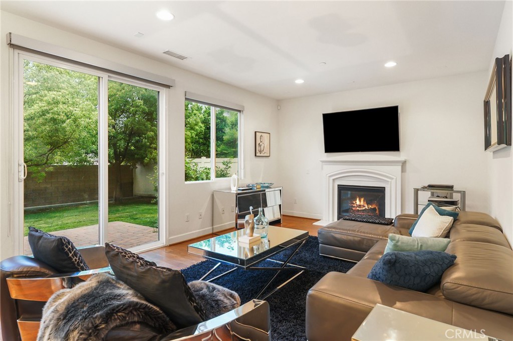 MLS #SR25264054 image #4