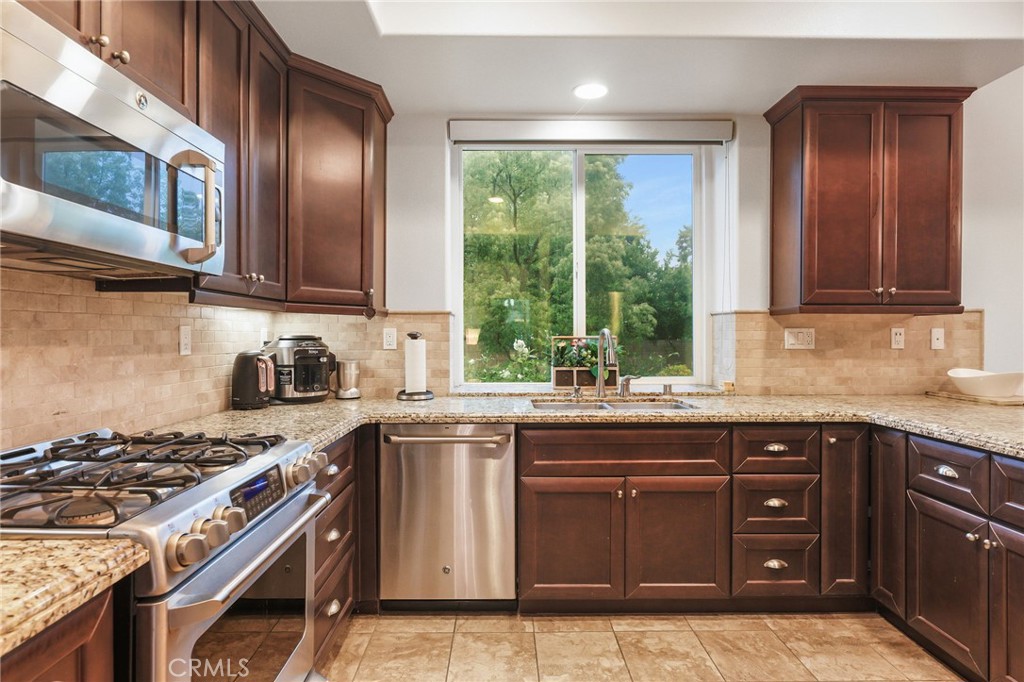 MLS #SR25264054 image #6