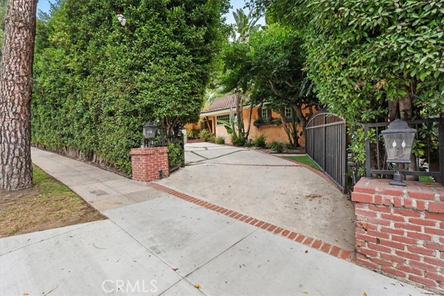 MLS #SR25264079 image #1